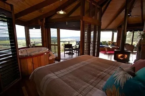 Mt Quincan Crater Retreat Yungaburra Lodge