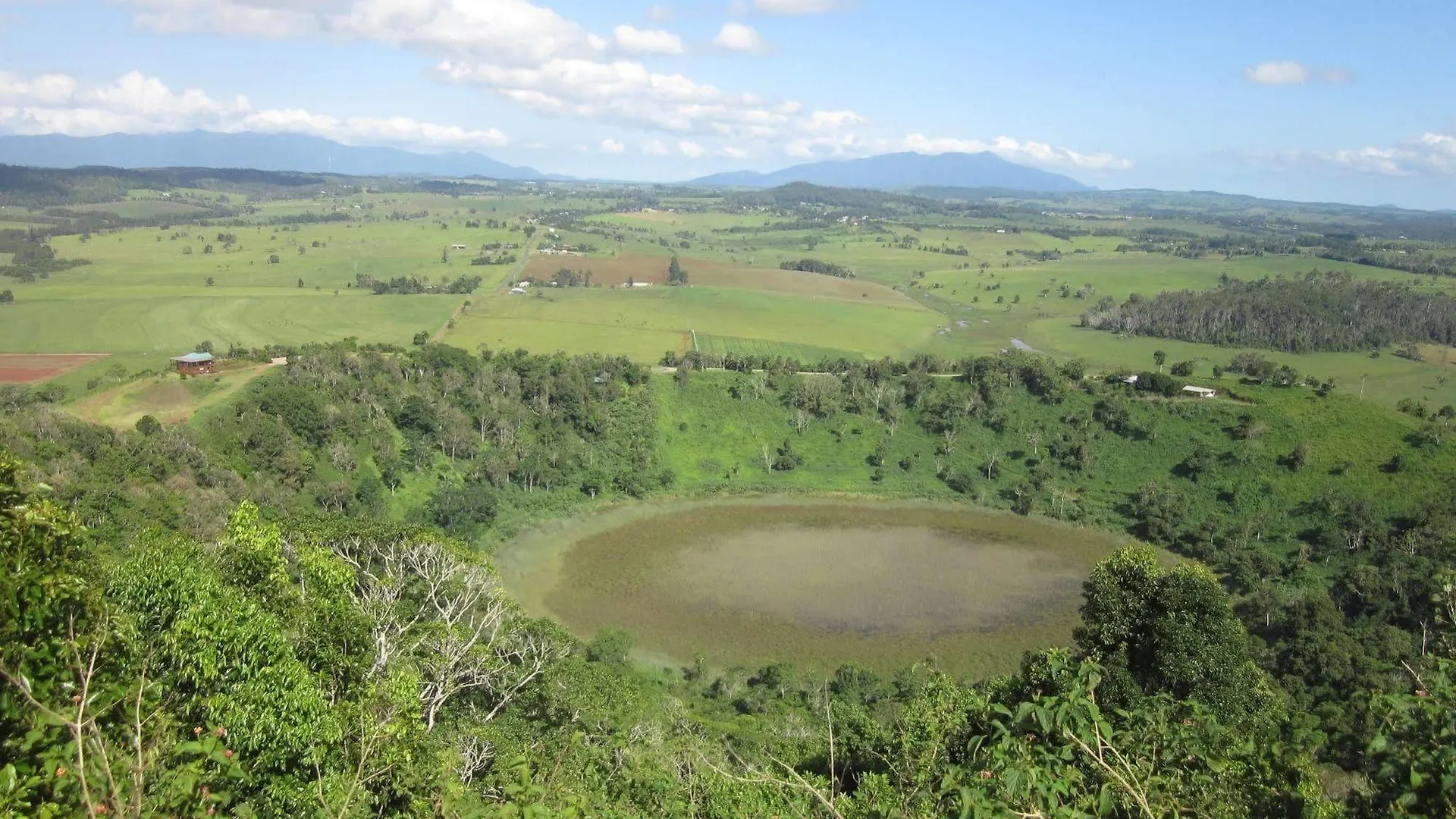 Mt Quincan Crater Retreat Yungaburra Lodge