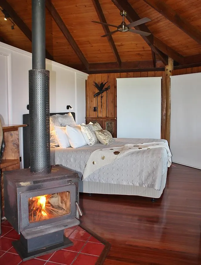 Mt Quincan Crater Retreat Yungaburra Australia